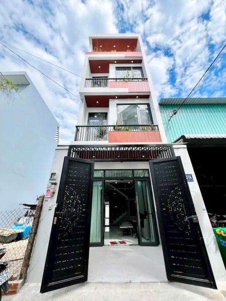 Bán gấp nhà 4 tầng hẻm đường Hiệp Thành 13, Q12, giá 810 triệu