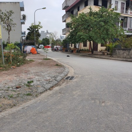 Đi đến slide 7
