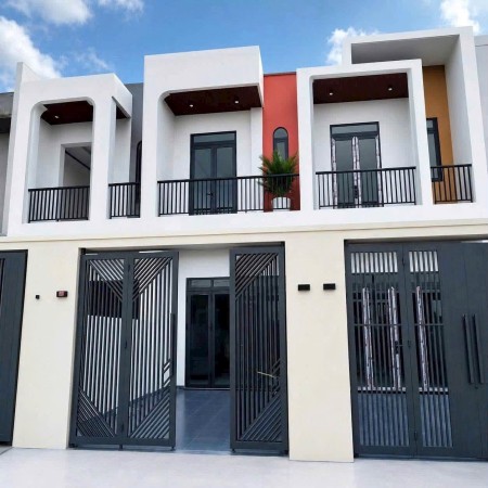 NHÀ 1 TRỆT 1 LẦU, 3PN, 2WC GIÁ CHỈ 2 TỶ 090 TRIỆU