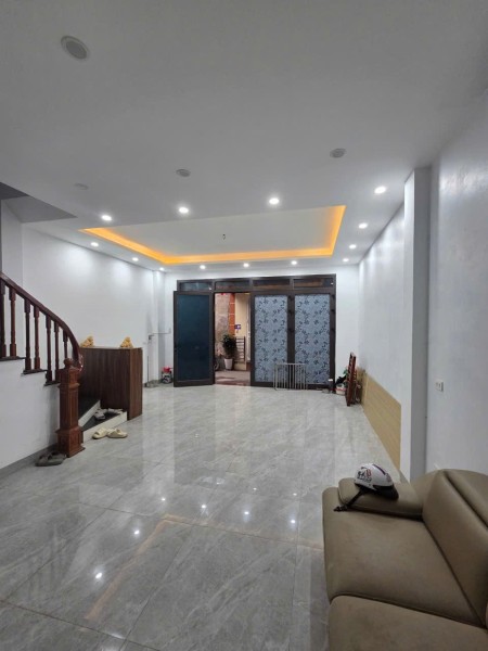 Nhà khu Đại Mỗ, MT 5.2m, diện tích 42.5m2, Giá khoảng 9 tỷ