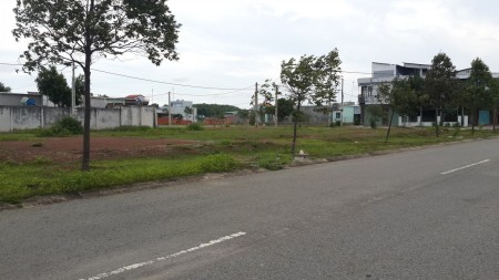 LÔ GÓC 600M2 MẶT TIỀN QL13 NGAY CHỢ SHR THỔ CƯ 100 GIÁ CHỈ 155 TRIỆU