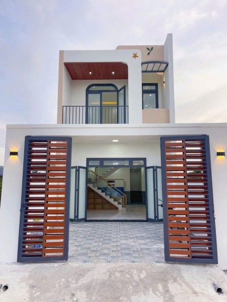 Bán Nhà Lầu 5x21M Shr, Full Thổ Cư Ngay Tân Triều