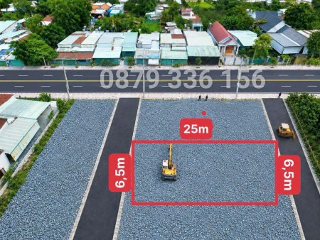ĐẤT GÌ MÀ ĐẸP NHƯ TRANH LẠI CÒN NGAY MẶT TIỀN!