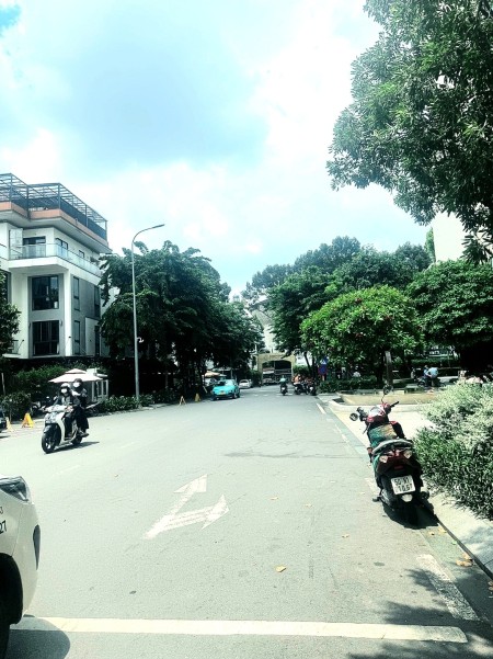 M1019_ HÀNG HOT Q10: NHÀ HẺM Ô TÔ THÔNG – 51M² (3x18m) – SÁT HÀ ĐÔ – GIÁ 8 TỶ
