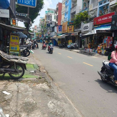 M1004_ TRUNG TÂM Q10 CŨ - CÁCH MẶT TIỀN 10M - 3 TẦNG 4PN - CÒN MỚI.