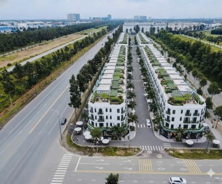 Bán nhà phố 1 trệt 2 lầu hoàn thiện cơ bản giá chỉ từ 4,3 tỷ/căn. Vị trí đắc địa