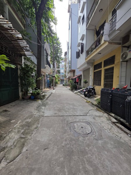 +1 Nhà Đang Rất Cần Tiền. Bán Nhà Nghĩa Đô - Cầu Giấy