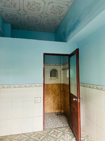 Cho thuê tầng trên nhà nguyên căn đường Liên khu 10-11, Bình…