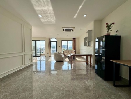 Căn Hộ Dịch Vụ 1PN Tách Bếp 100m2