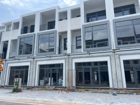 CHỈ TỪ 1,38 TỶ NHẬN NHÀ PHỐ THƯƠNG MẠI 300M² TẠI FIESTA CENTRAL