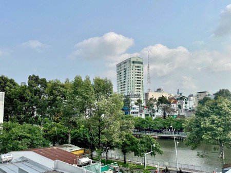 Đi đến slide 3