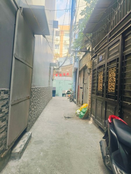 Sát quân 1-Cách cầu Nguyễn Văn cừ 2 phút -Dương bá Trạc q8-5.9tỉ-Có ngay nhà ở liền