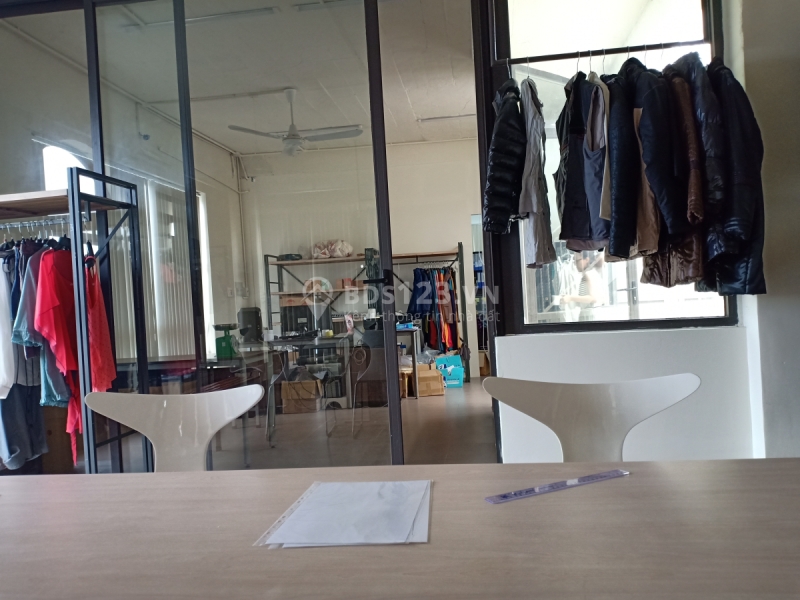 Bán/cho thuê nhà xưởng, VP cty 880m2 An Phú Đông, Q.12