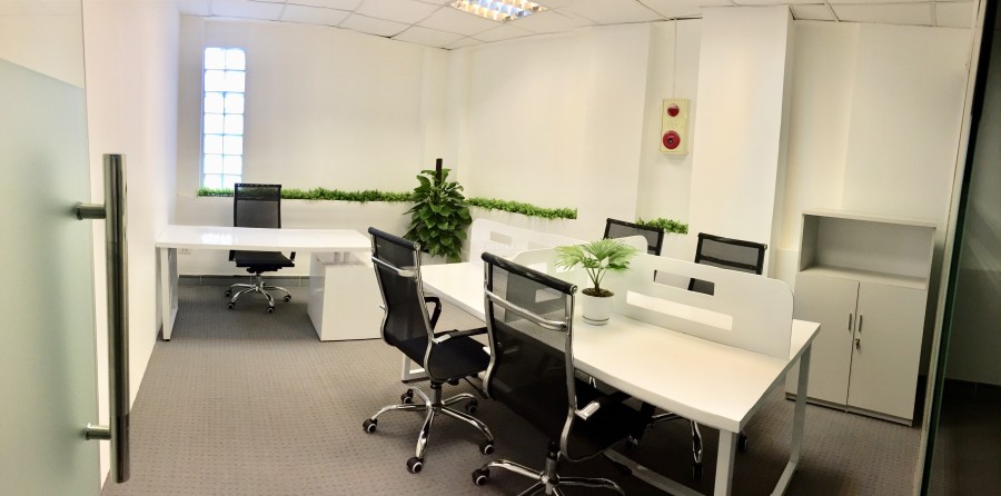 Cho thuê văn phòng Hoàn Kiếm, Đường Cửa Đông, toà nhà 12 tầng, DT 86m2-100m2 giá 19 triệu chia sẵn phòng