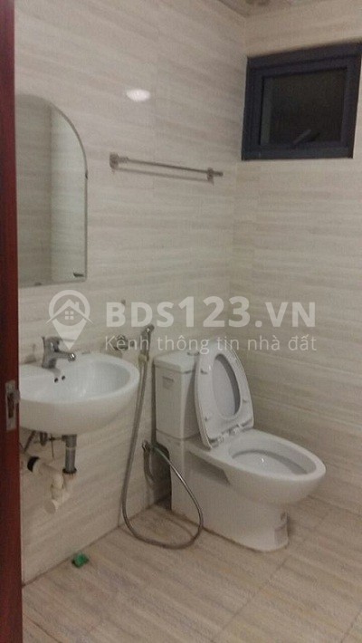 Cho thuê căn hộ 60B Nguyễn Huy Tưởng, 2PN, đồ cơ bản, 11 triệu/tháng