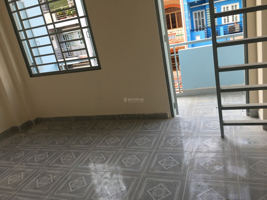 Cho thuê phòng trọ mới xây 100% gần Đầm Sen, đẹp tuyệt vời, có gác rộng, giờ thoải mái