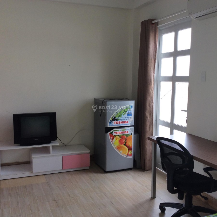 PHÒNG 40m2, KHU VỰC VĂN MINH, GIÁP Q1, VINHOMES LANDMARK, LH A DŨNG 0909928857