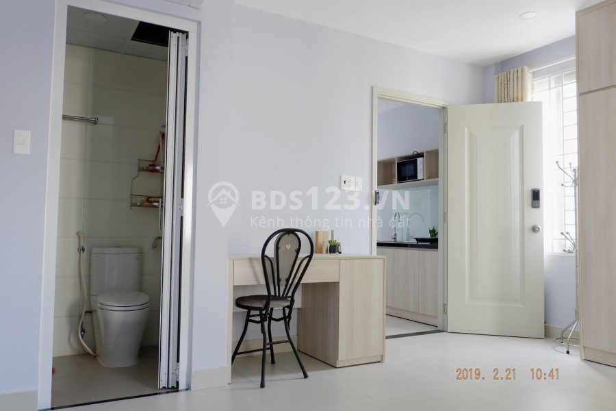 Cho NỮ thuê phòng tại 541/73 đường Huỳnh Văn Bánh, quận Phú Nhuận, đầy đủ nội thất