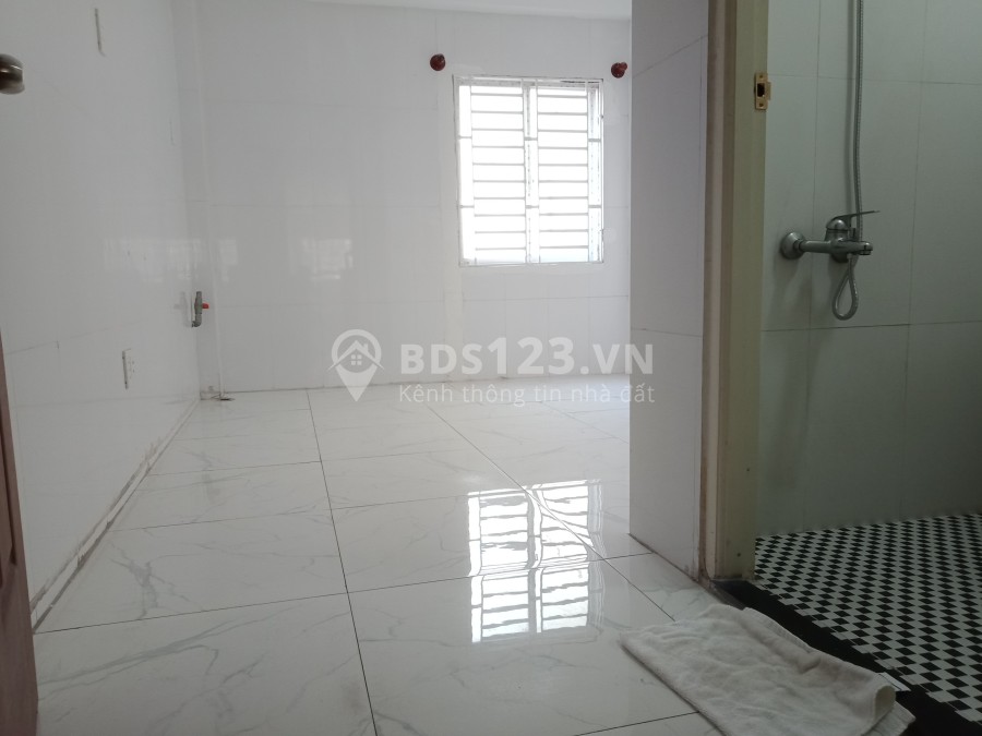 Phòng BAN CÔNG VIEW ĐẸP ngay mặt Trường Sa