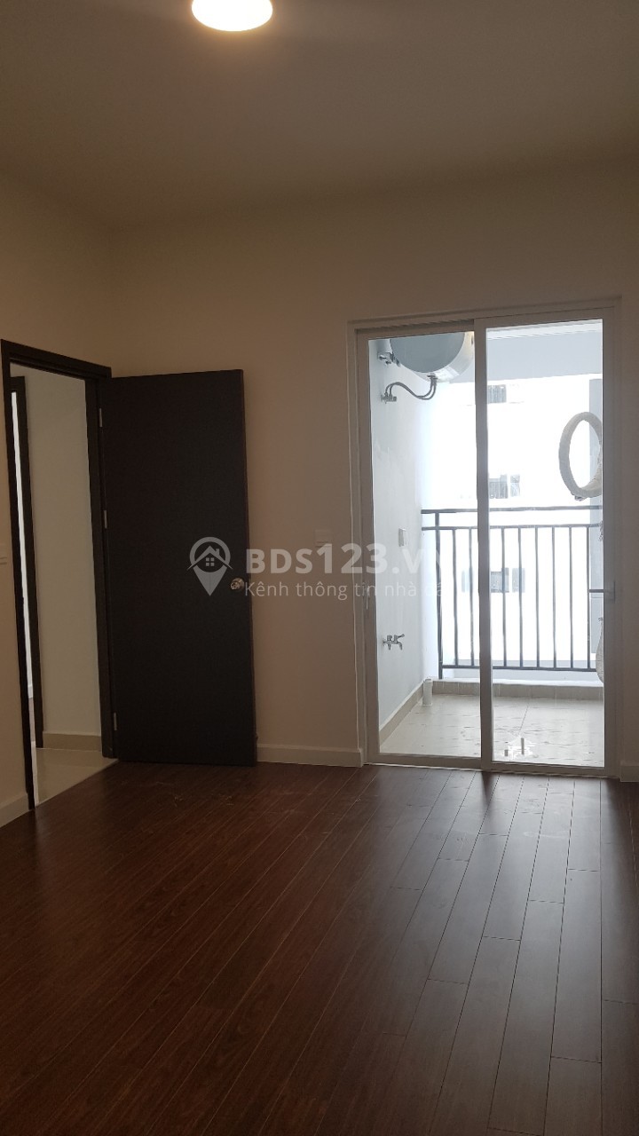 Cần bán gấp căn hộ Sunrise Riverside 83m2, 3 phòng ngủ, hoàn thiện cơ bản, giá 3,3 tỷ LH 0938011552
