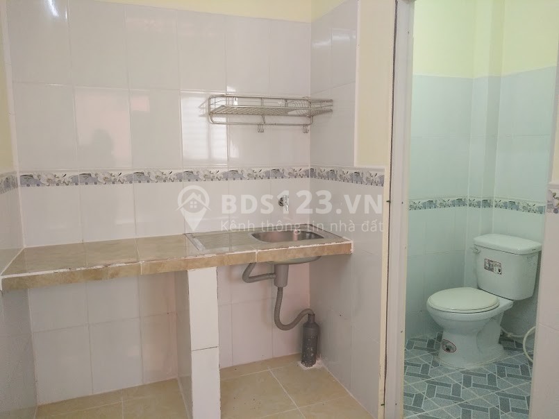 Phòng trọ mới xây, sạch, đẹp, sân vườn thoáng mát, an ninh, gần chợ cây xoài, BV Q2