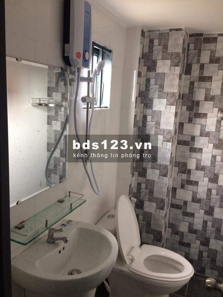 Cho thuê phòng đẹp giá rẻ ngay ngã tư 4 xã tại 252/29 Phan Anh