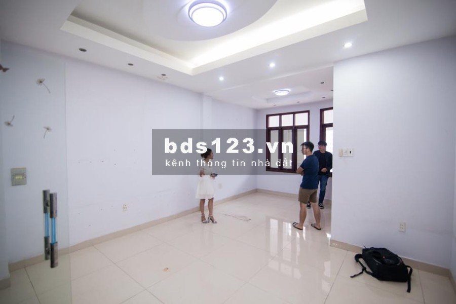 Phòng lớn 70m2 2PN WCR GTD HXH 234 Lê Đức Thọ 5tr