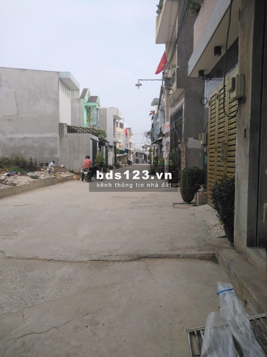 Bán nhà giáp chợ, hẻm thông kinh doanh buôn bán được giá 1,7 tỷ Bình Tân