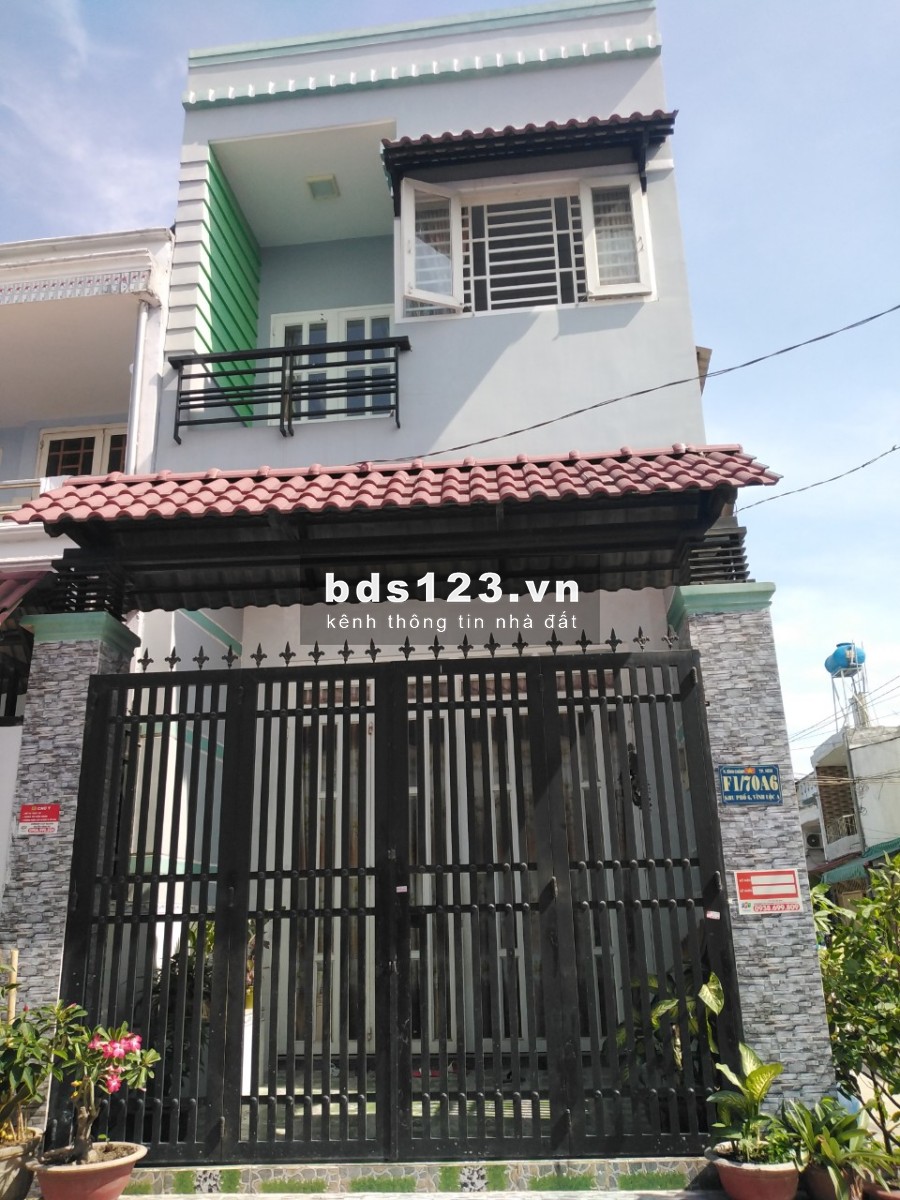 Bán nhà giáp chợ, hẻm thông kinh doanh buôn bán được giá 1,7 tỷ Bình Tân