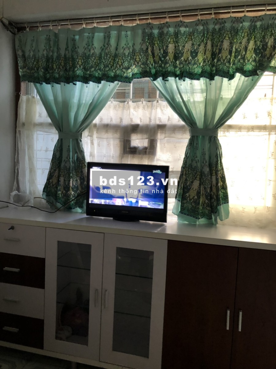 CẦN CHO THUÊ CĂN HỘ TẦNG TRỆT Q3, FULL NỘI THẤT.