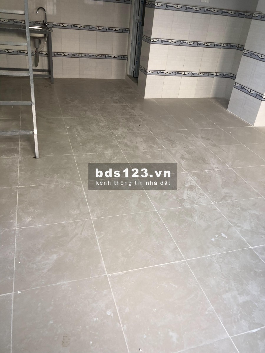 MẶT BẰNG: 5x10m + gác lửng, gần AEON Mall TÂN PHÚ hợp: tiệm tóc, giặt ủi, Online....6.5tr/th