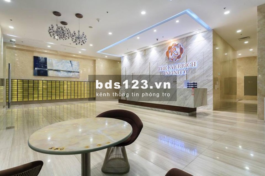 Giường tầng nữ ngay trung tâm quận 1 và 5