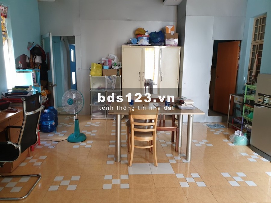 Tìm nữ ở ghép, phòng đối diện sthị Emart PVTrị - 800k/người