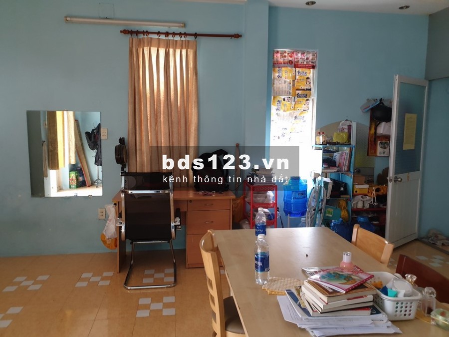 Tìm nữ ở ghép, phòng đối diện sthị Emart PVTrị - 800k/người
