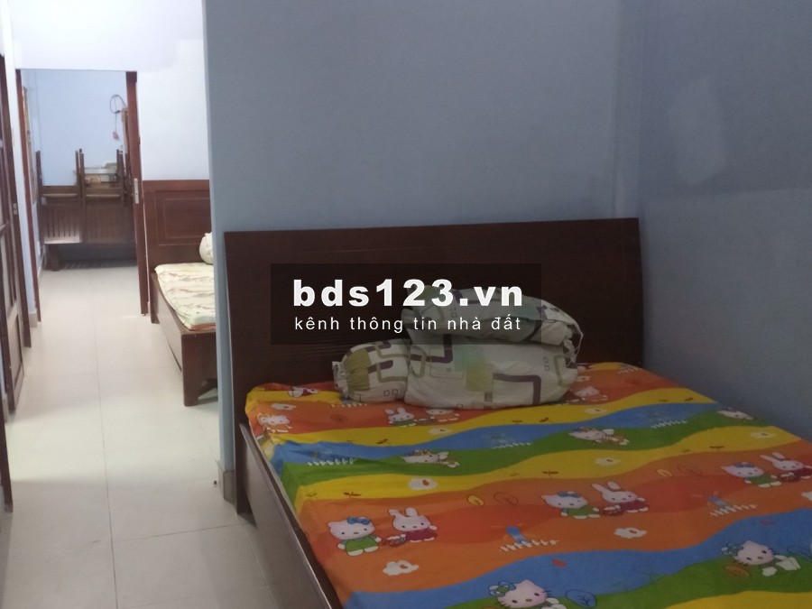 Thuê nhà nguyên căn, đường hẻm rộng 5m.