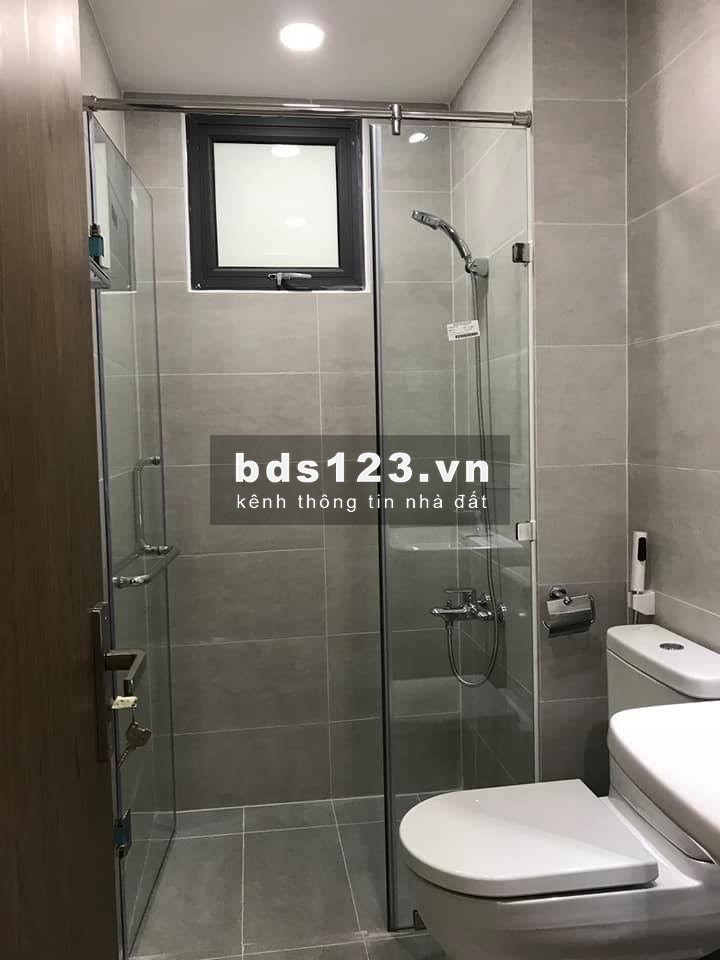 Him Lam Q9, 70m2, 2PN, nhà trống có sẵn bếp từ, máy nóng lạnh 7tr, thêm 3 máy lạnh 7.5tr, đầy đủ nội thất xách vali vào ở 9tr. Hotlline 0936.31.3690 TÚ