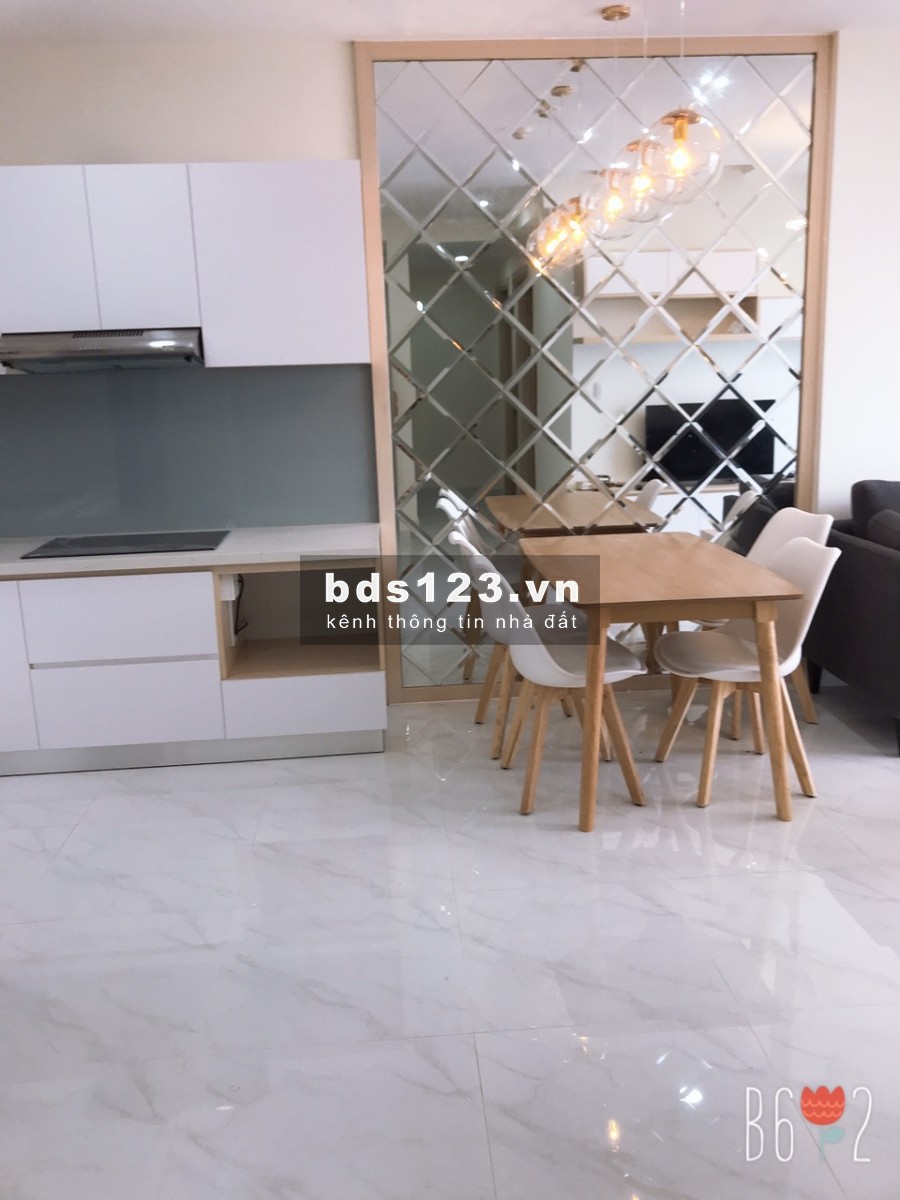 Cho thuê gấp căn hộ Sunrise Riverside full nội thất bao phí quản lý giá 12tr/th. LH 0938011552