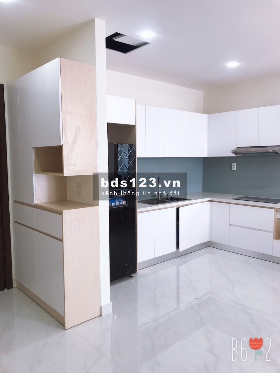 Cho thuê gấp căn hộ Sunrise Riverside full nội thất bao phí quản lý giá 12tr/th. LH 0938011552