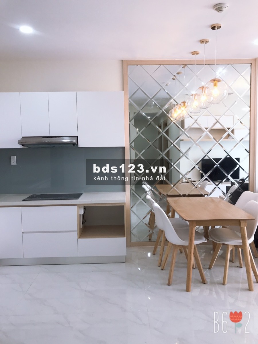 Cho thuê gấp căn hộ Sunrise Riverside full nội thất bao phí quản lý giá 12tr/th. LH 0938011552