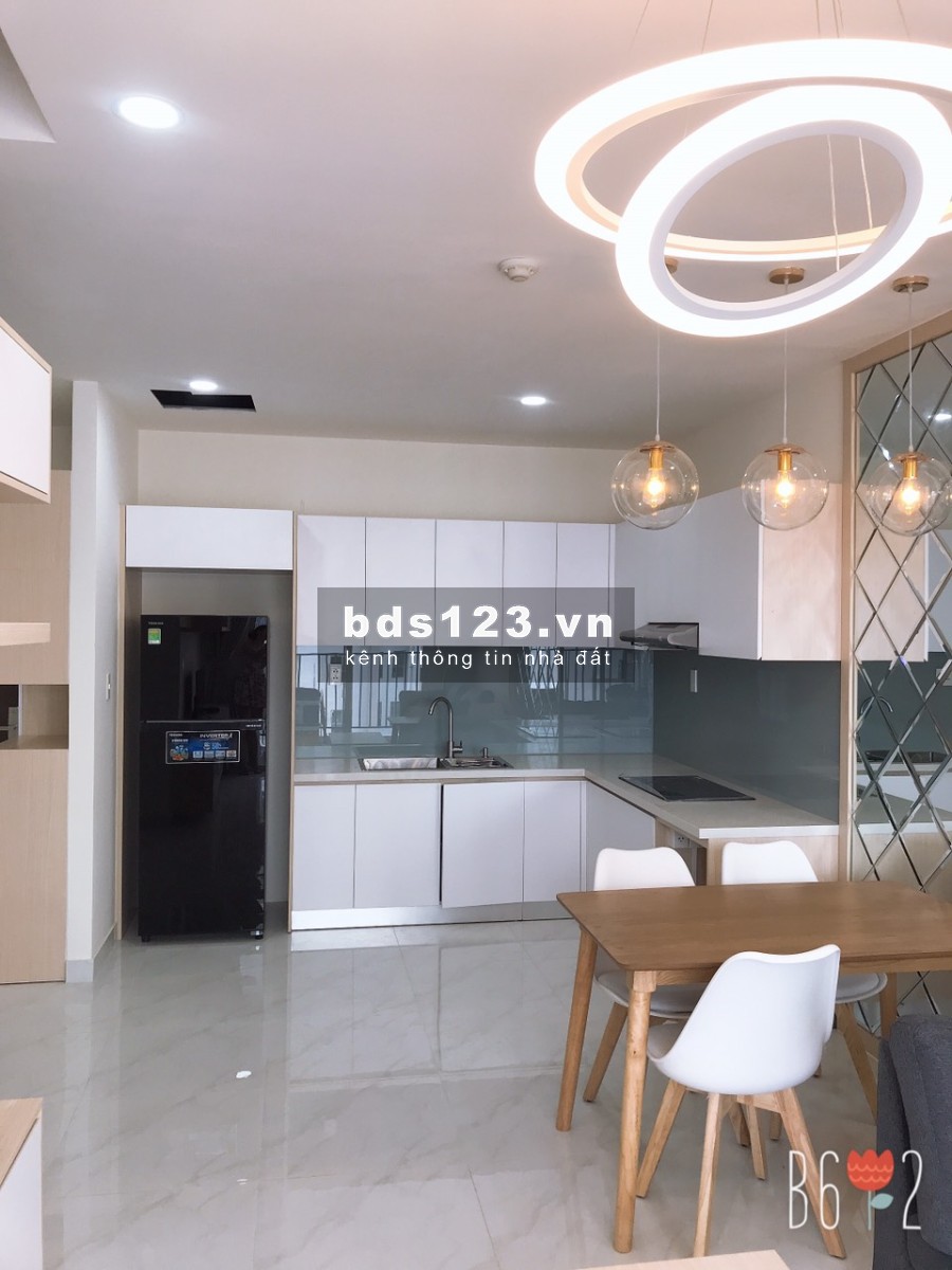 Cho thuê gấp căn hộ Sunrise Riverside full nội thất bao phí quản lý giá 12tr/th. LH 0938011552