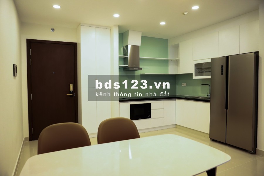 Chính chủ bán căn hộ Sunrise Riverside Novaland, 96m2, 3 phòng ngủ 2 vệ sinh giá bán 3.55 tỷ. Liên hệ: 0938011552
