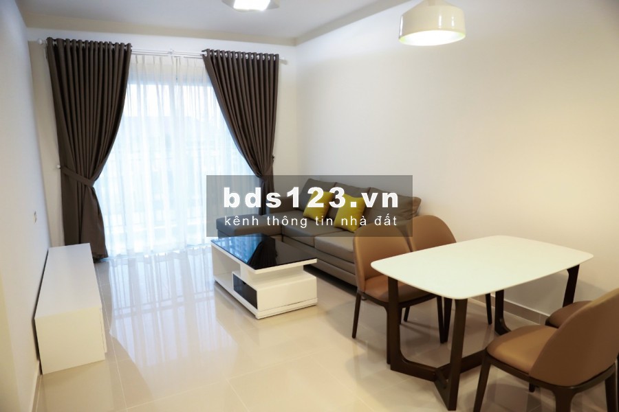 Chính chủ bán căn hộ Sunrise Riverside Novaland, 96m2, 3 phòng ngủ 2 vệ sinh giá bán 3.55 tỷ. Liên hệ: 0938011552