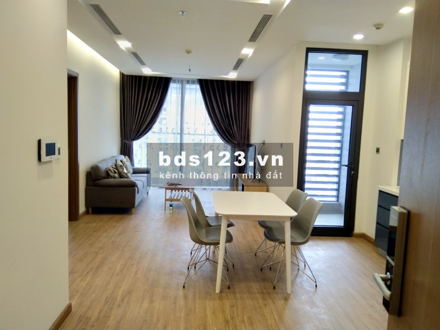 Cho thuê căn hộ cao cấp 2 phòng ngủ tại Vinhomes Metropolis - 79m2