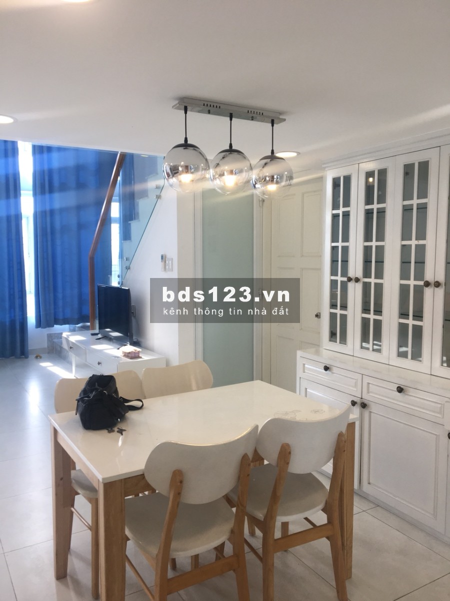 Cho thuê Loft House 4PN Phú Hoàng Anh, nội thất đẹp ở liền DT 230m2 giá 20 tr/th.LH 0938011 552