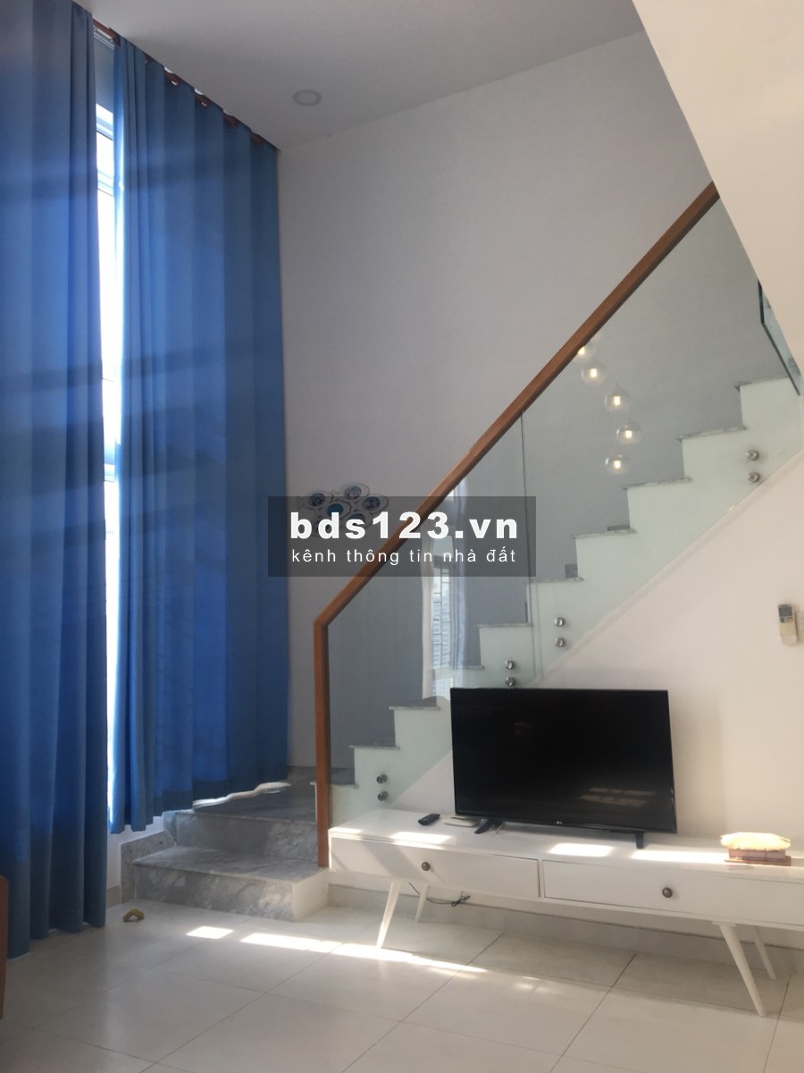 Cho thuê Loft House 4PN Phú Hoàng Anh, nội thất đẹp ở liền DT 230m2 giá 20 tr/th.LH 0938011 552