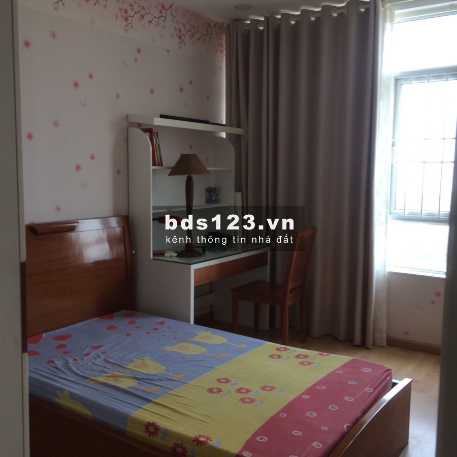Bán căn hộ Phú Hoàng Anh 2PN, DT 88m2, giá 2 tỷ nhà đẹp sổ hồng view đẹp, LH 0917 870 527