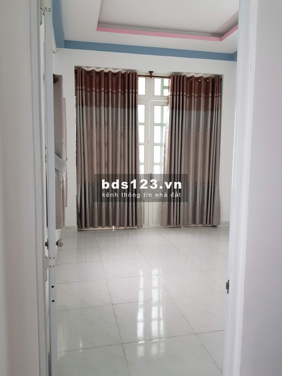 Cho thuê nhà nguyên căn 1 trệt 2 lầu tại số 127/27 Mễ Cốc, P15, Quận 8, TPHCM
