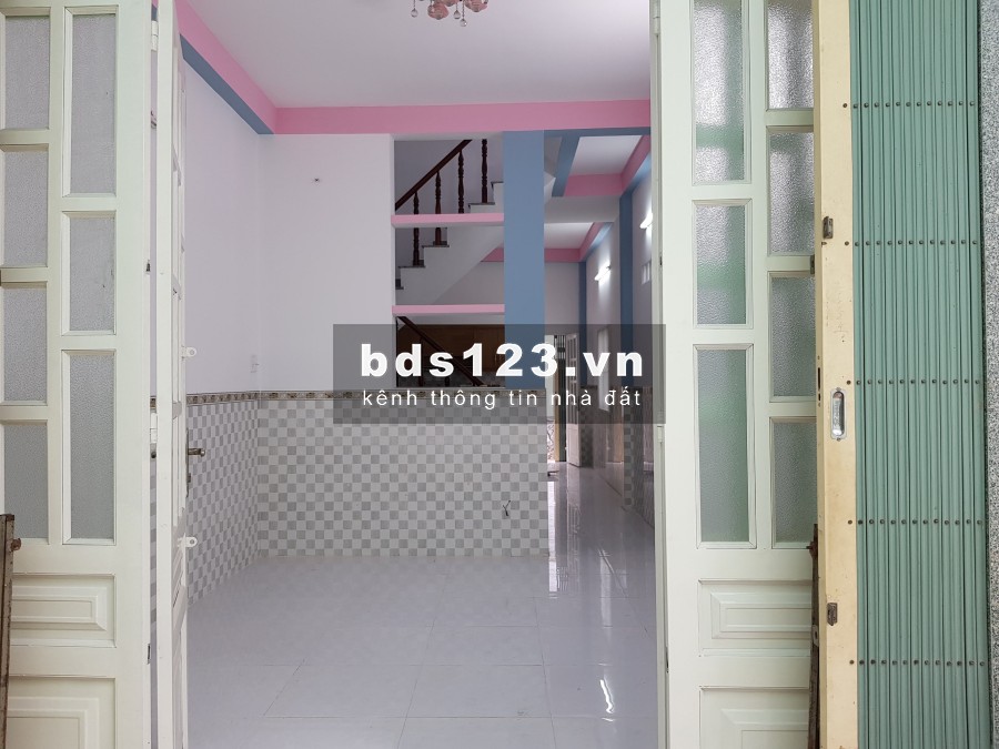 Cho thuê nhà nguyên căn 1 trệt 2 lầu tại số 127/27 Mễ Cốc, P15, Quận 8, TPHCM