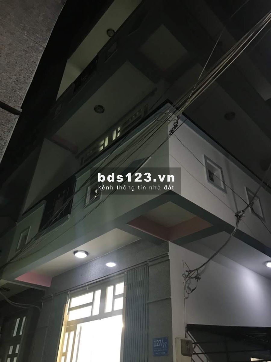 Cho thuê nhà nguyên căn 1 trệt 2 lầu tại số 127/27 Mễ Cốc, P15, Quận 8, TPHCM