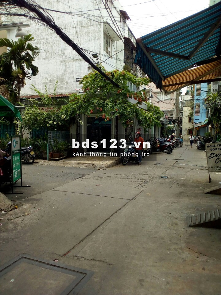 PHÒNG BAN CÔNG THOÁNG MÁT NGAY NAM KỲ KHỞI NGHĨA Q3